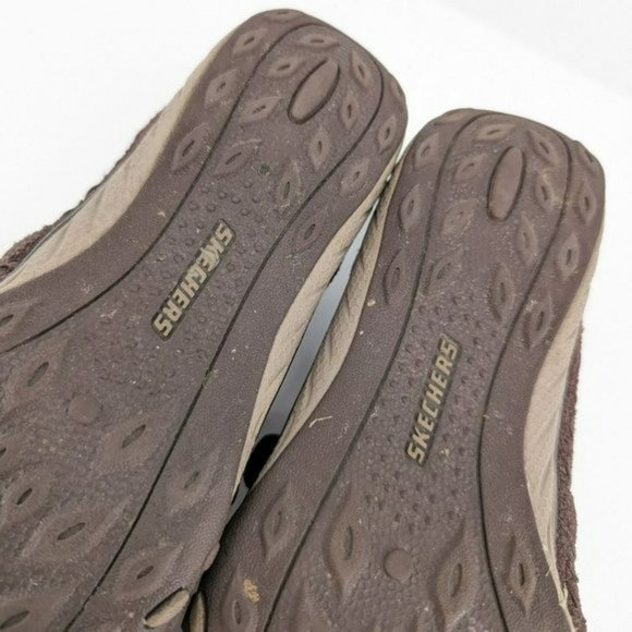 Skechers Relaxed Fit Strappy Shoe 7 Brown Suede Breathe Easy Stretch Memory Foam - Picture 11 of 13